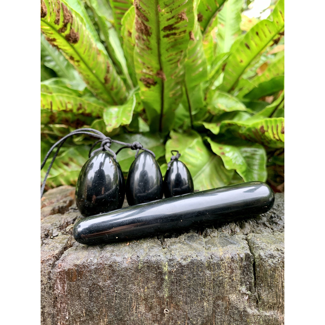 obsidian crystal dildo