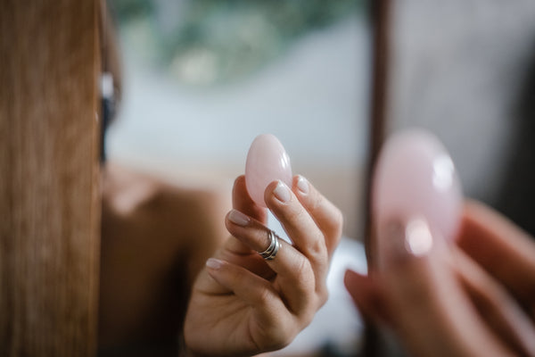 The Health Benefits of Yoni Eggs: How These Crystals Can Help You